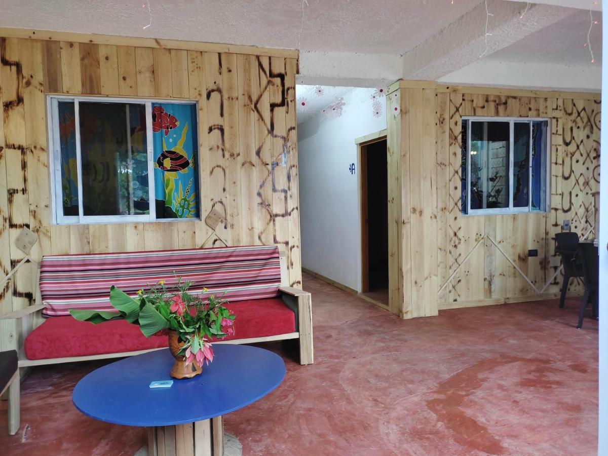Hostel La Ballena Backpacker Las Galeras Exterior photo