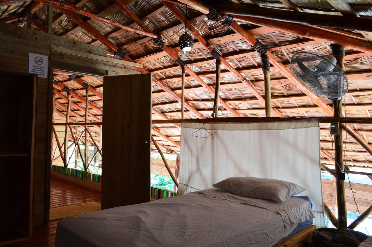 Hostel La Ballena Backpacker Las Galeras Exterior photo